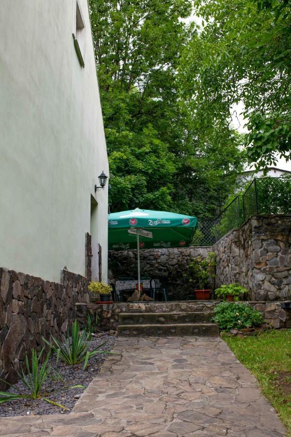 Holiday Home Banská Štiavnica Kültér fotó